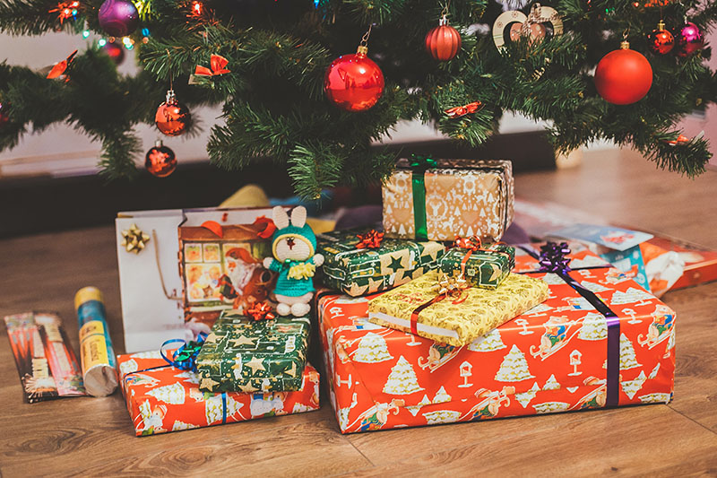 Read more about the article Christmas Gifts
